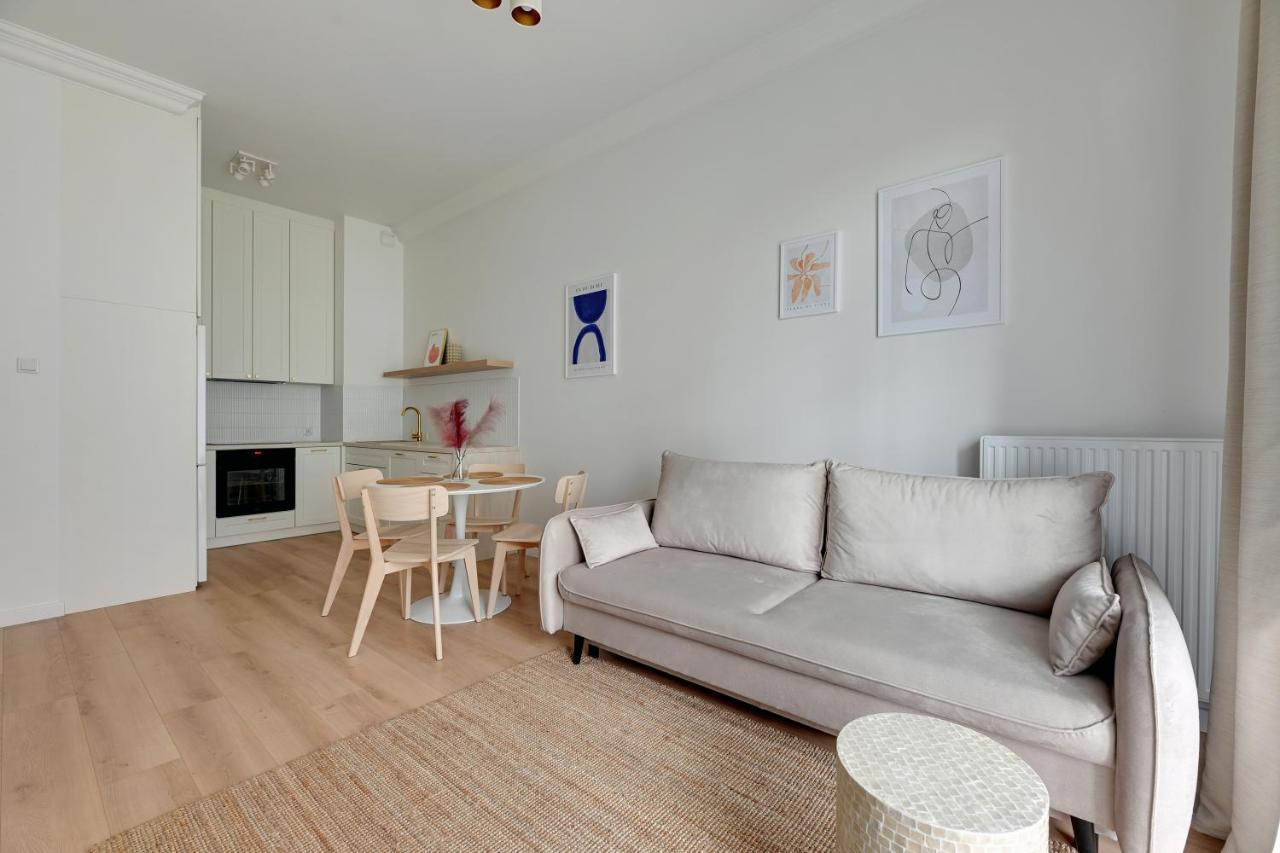 Zajezdnia Wrzeszcz Seaside & Parking By Downtown Apartments Gdansk Dış mekan fotoğraf